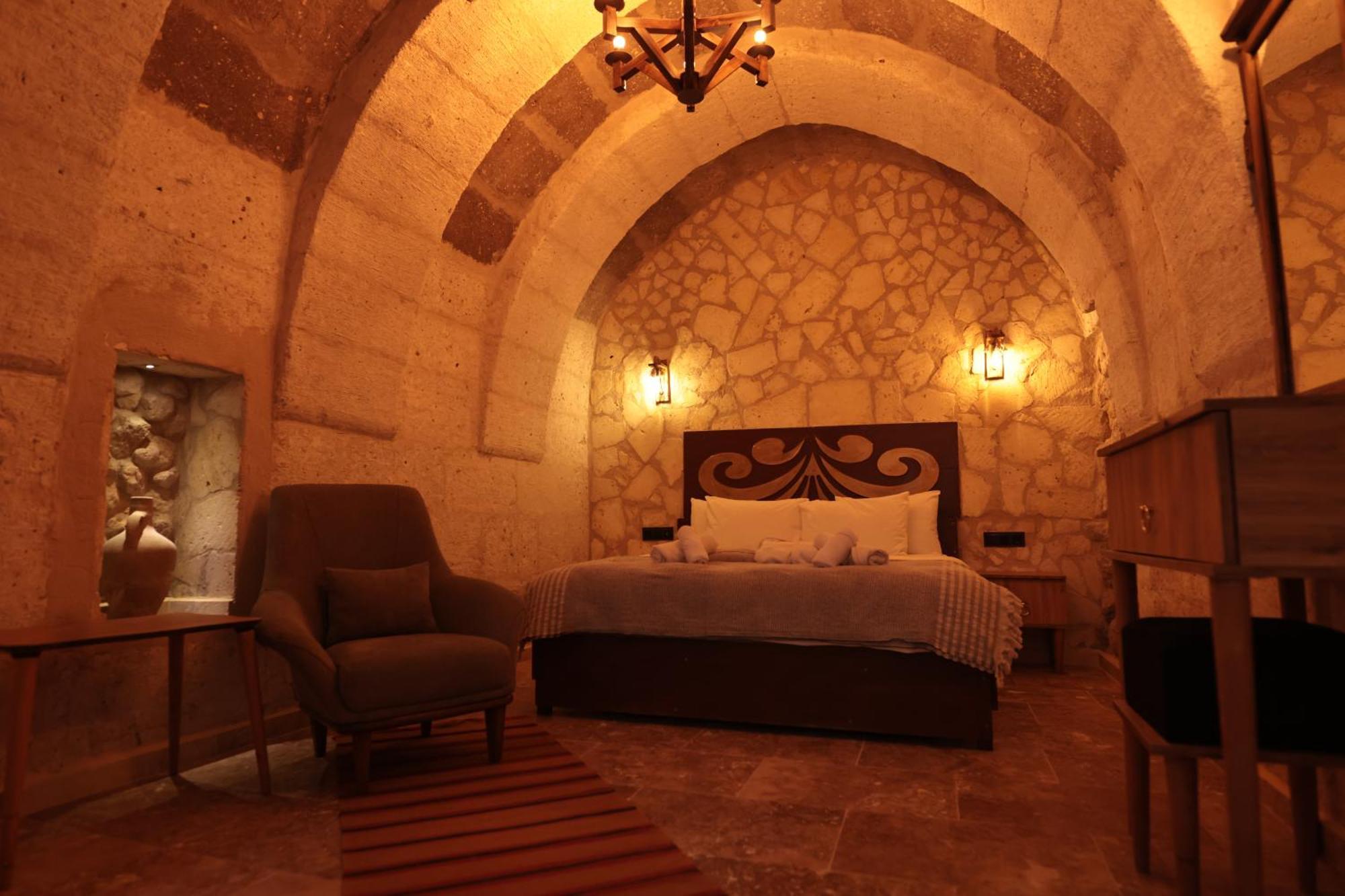 Stone Owl Otel & Restaurant Uchisar Exterior foto