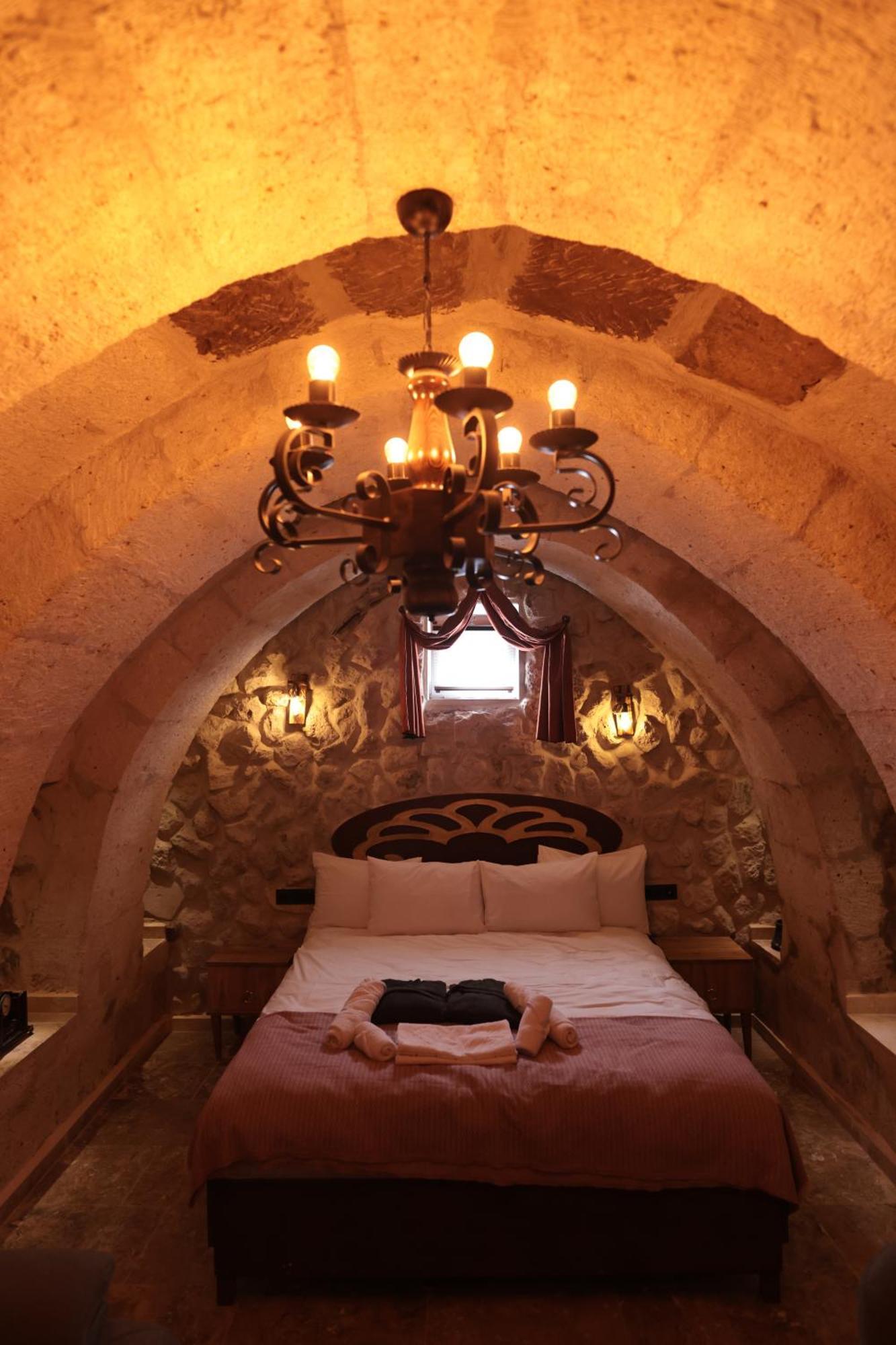 Stone Owl Otel & Restaurant Uchisar Exterior foto