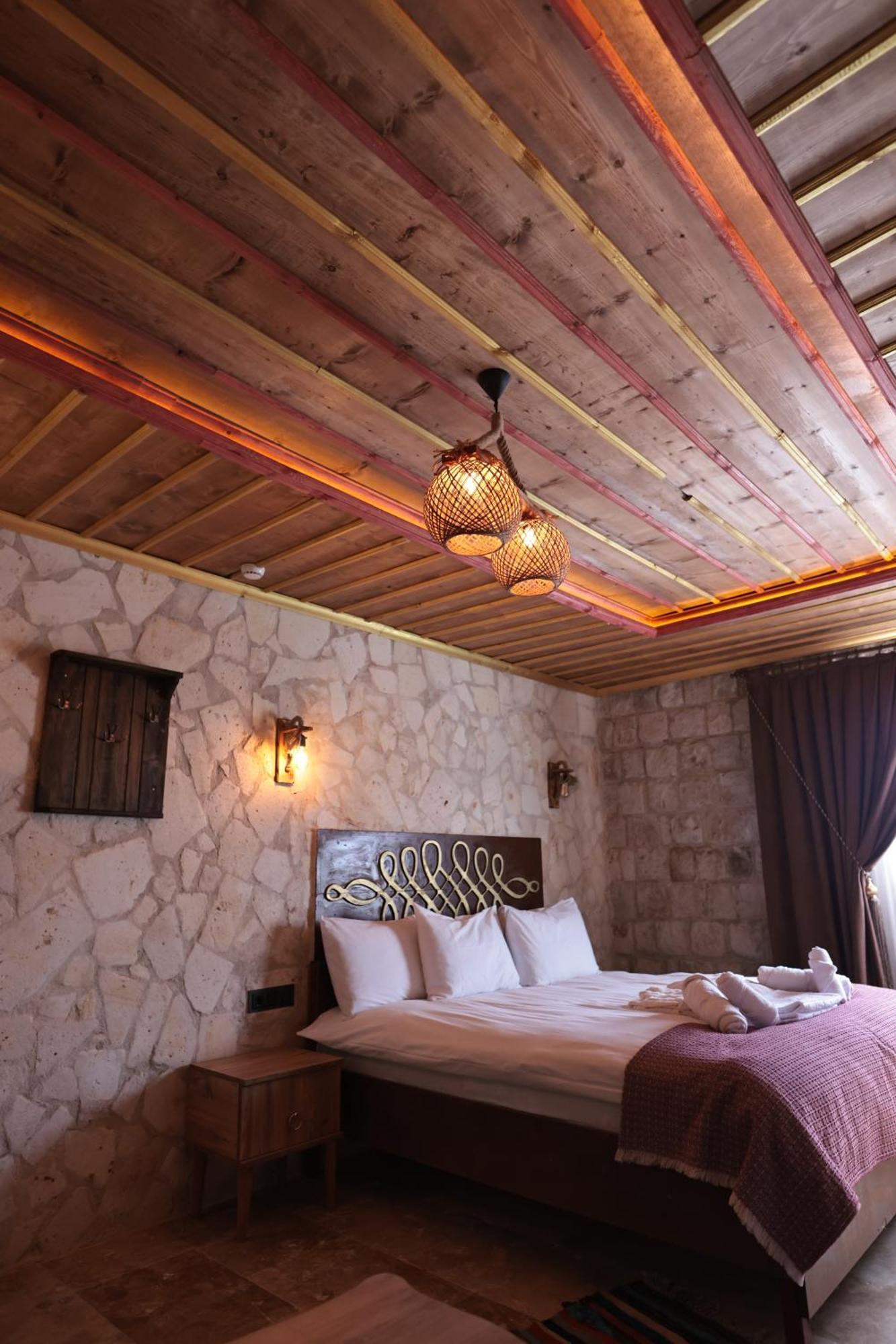 Stone Owl Otel & Restaurant Uchisar Exterior foto